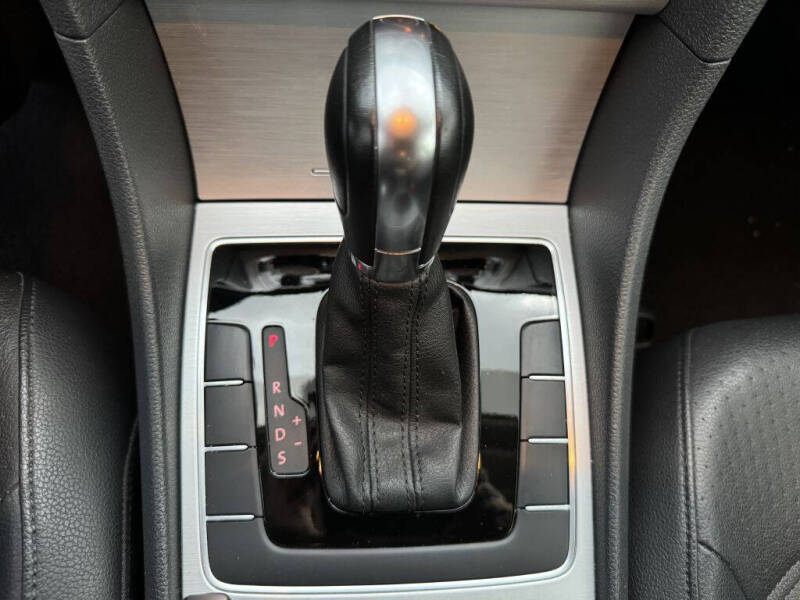 2013 Volkswagen Passat
