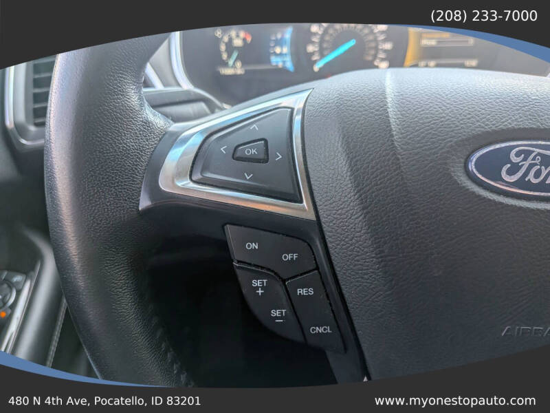 2020 Ford Edge Titanium