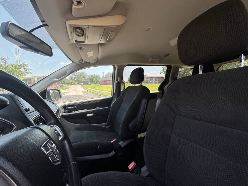 2017 Dodge Grand Caravan SE
