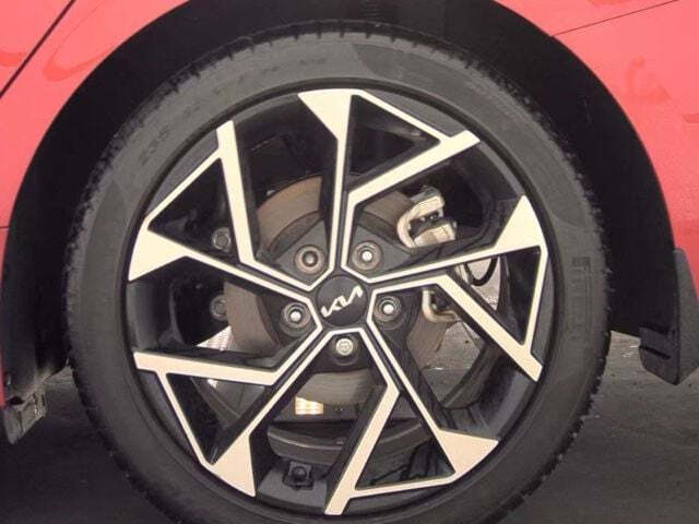 2025 Kia K5 EX
