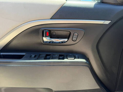2015 Mazda MAZDA5 Sport