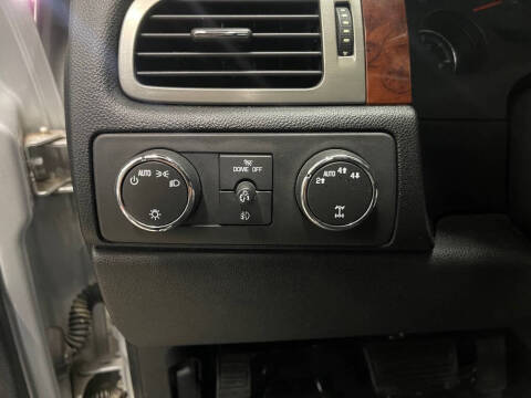 2012 Chevrolet Avalanche LTZ