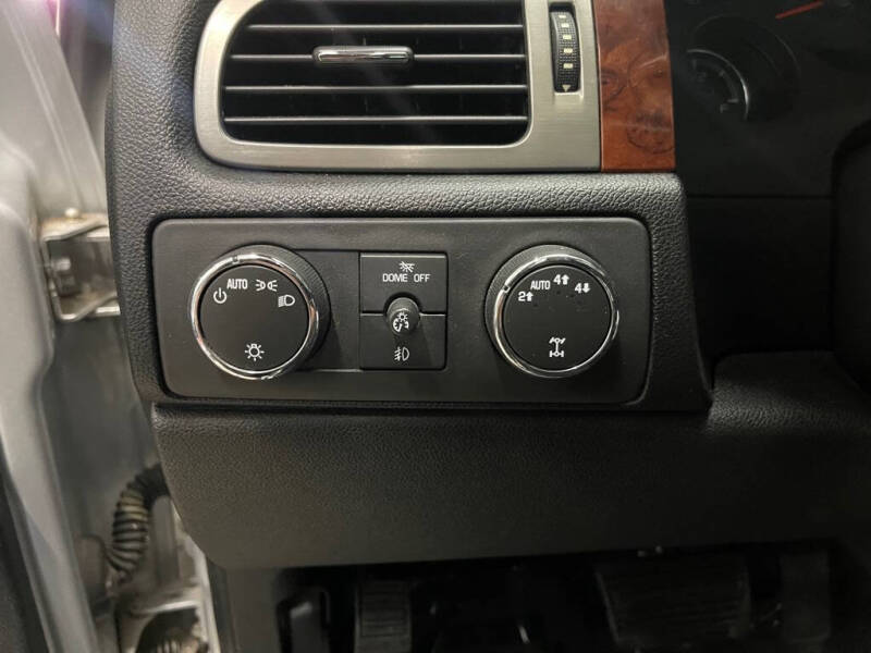 2012 Chevrolet Avalanche LTZ