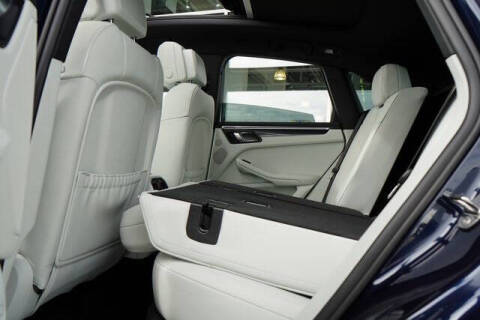 2023 Porsche Macan S