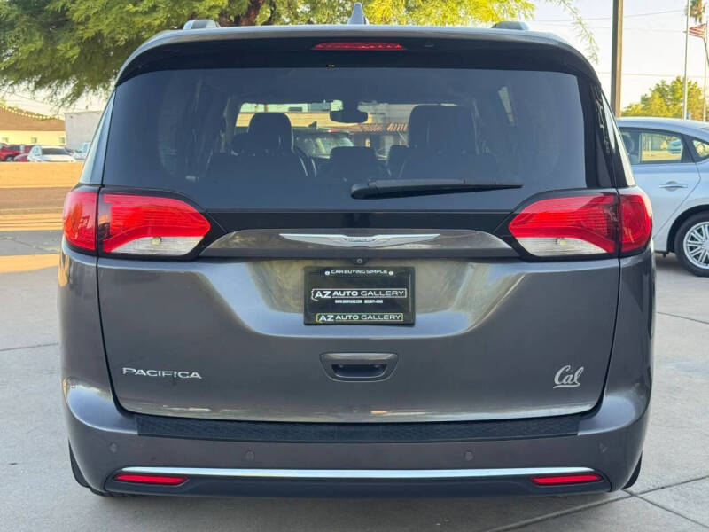 2017 Chrysler Pacifica Touring-L Plus