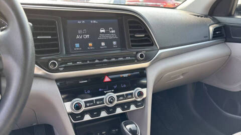 2020 Hyundai Elantra