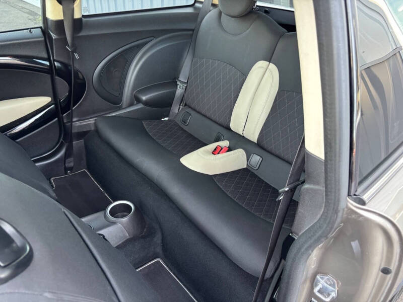 2012 MINI Cooper Hardtop