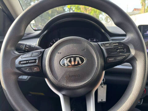 2021 Kia Rio
