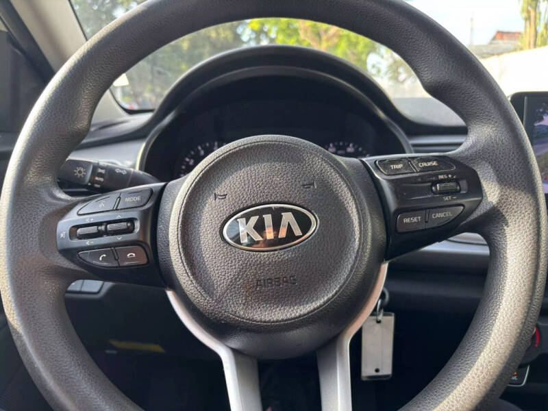 2021 Kia Rio