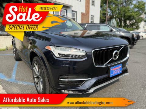 2016 Volvo XC90 T6 Momentum