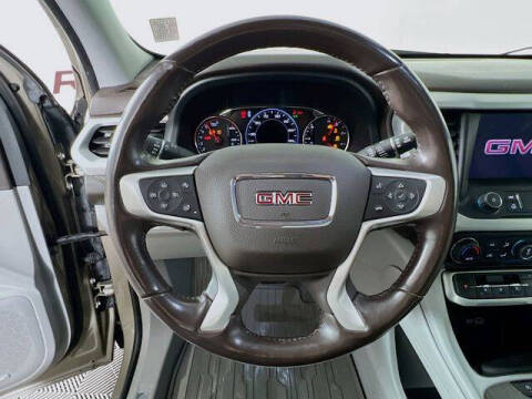 2022 GMC Acadia SLT