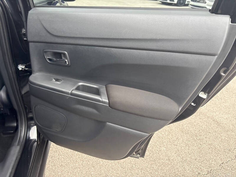 2022 Mitsubishi Outlander Sport ES