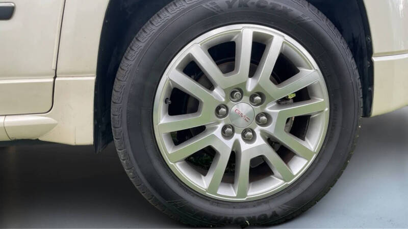 2014 GMC Acadia Denali