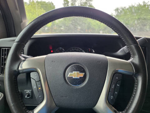 2016 Chevrolet Express 2500