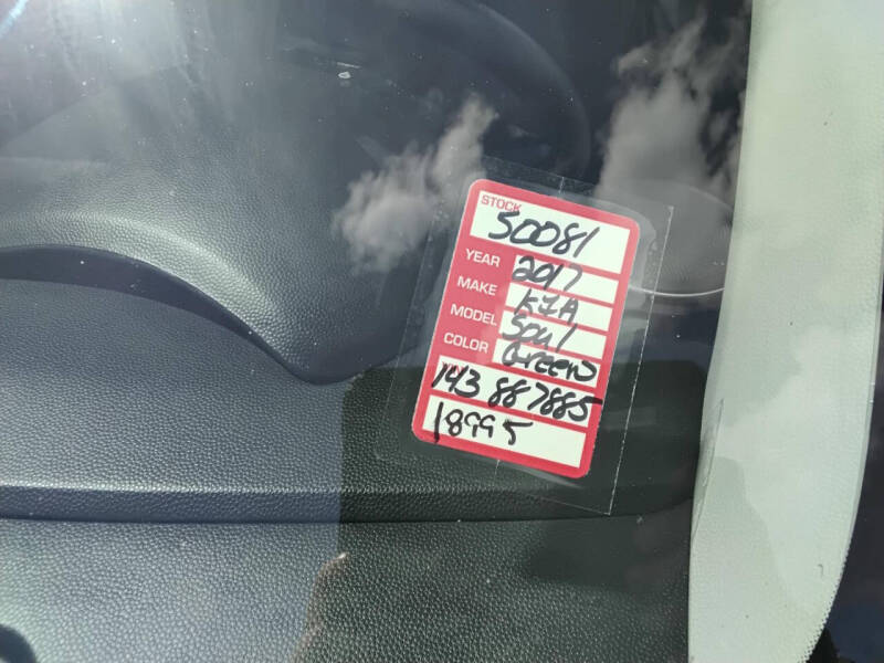 2017 Kia Soul +