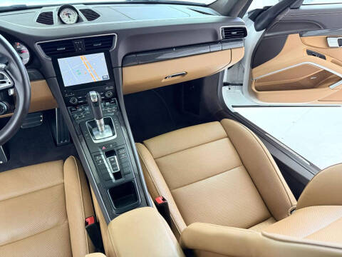 2017 Porsche 911 Turbo S