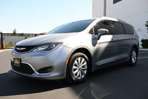 2019 Chrysler Pacifica Touring L