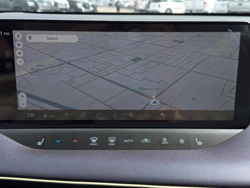 2026 Nissan LEAF Platinum+