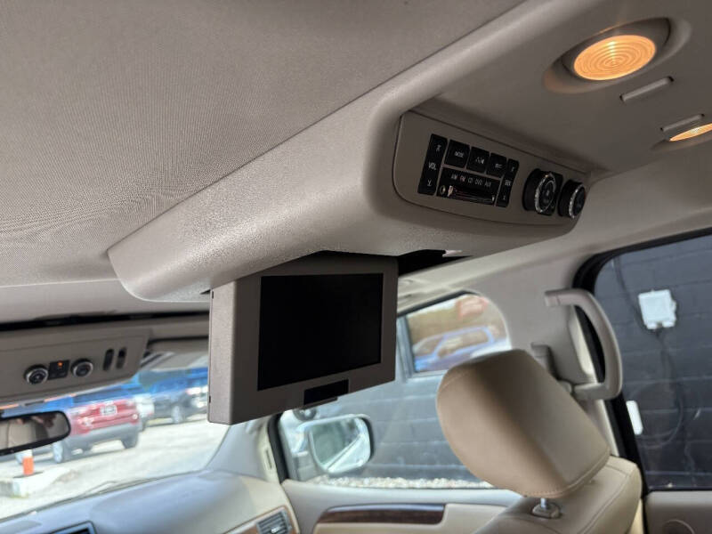 2012 Nissan Armada Platinum