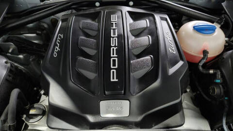 2015 Porsche Macan Turbo