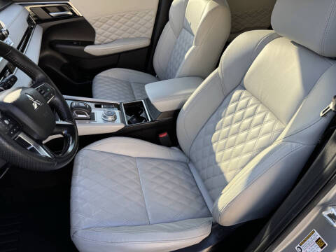 2022 Mitsubishi Outlander SEL