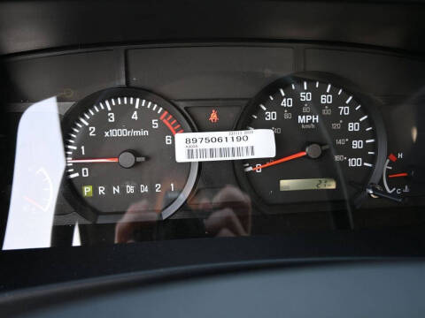 2024 Isuzu NPR HD 1F2