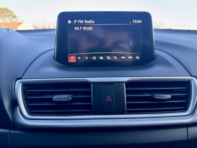 2017 Mazda MAZDA3 Touring