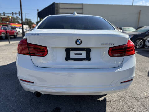 2016 BMW 3 Series 320i