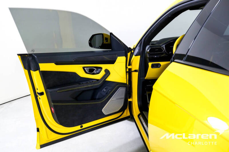 2024 Lamborghini Urus S