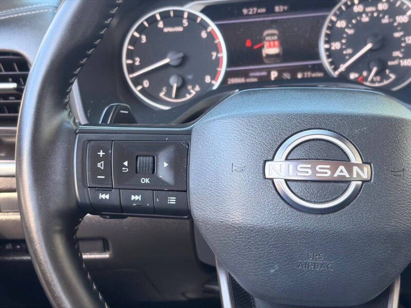 2025 Nissan Rogue SV