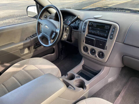 2005 Ford Explorer XLT