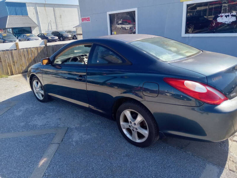 Image of 2005 Toyota Camry Solara SLE V6