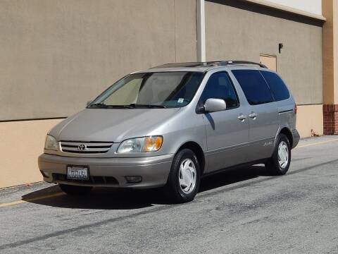 2001 Toyota Sienna for sale at Gilroy Motorsports in Gilroy CA