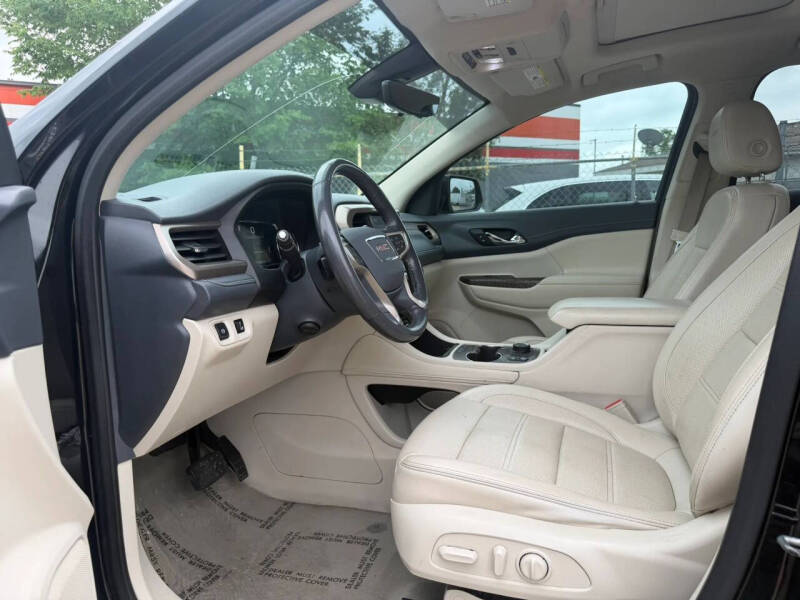 2020 GMC Acadia Denali