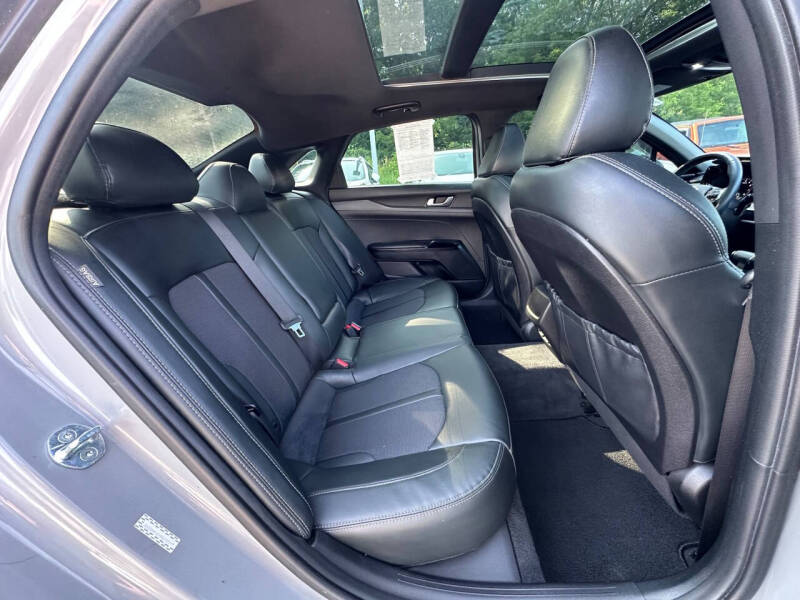 2022 Kia K5