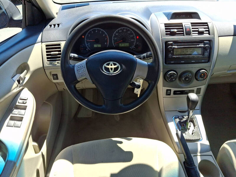 2012 Toyota Corolla LE