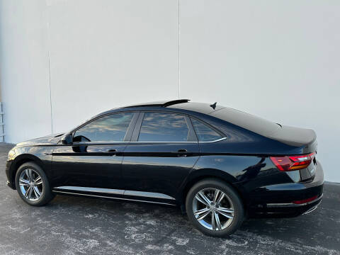 2019 Volkswagen Jetta R-Line