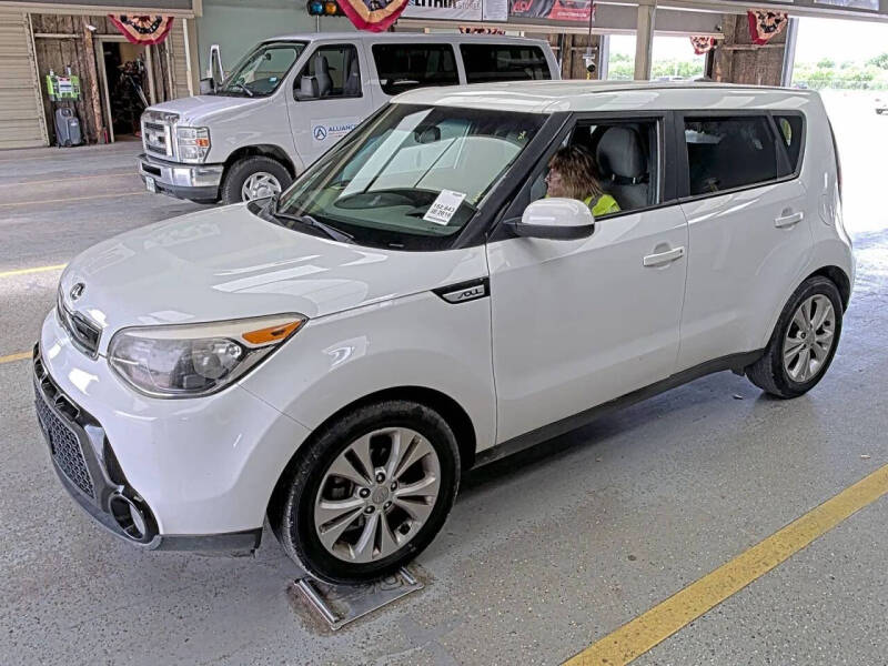 2016 Kia Soul +