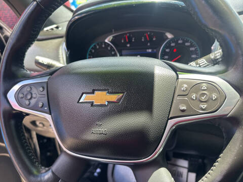 2022 Chevrolet Traverse LT Leather