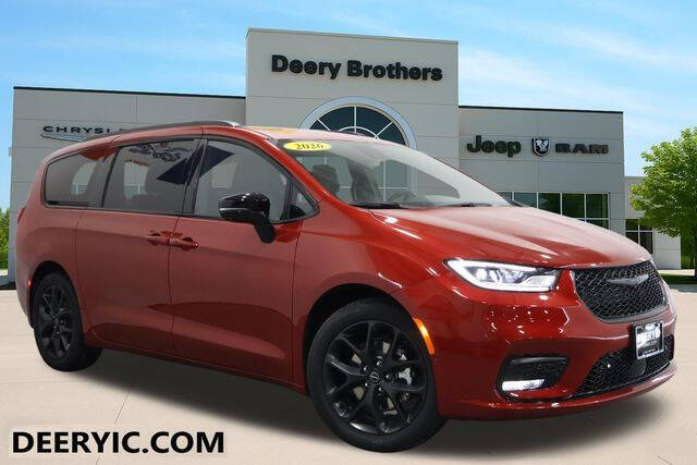 2026 Chrysler Pacifica Select