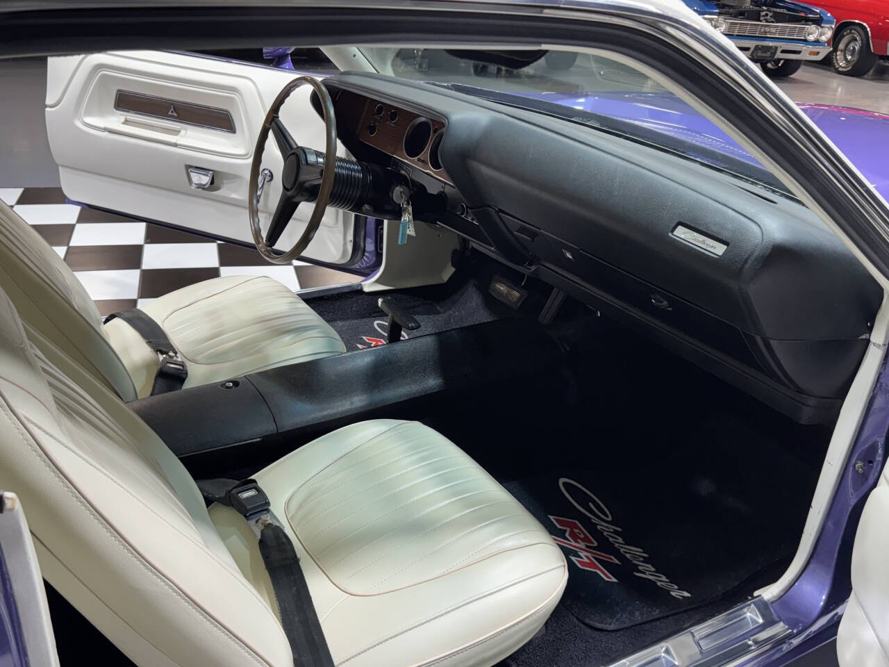 1971 Dodge Challenger 6