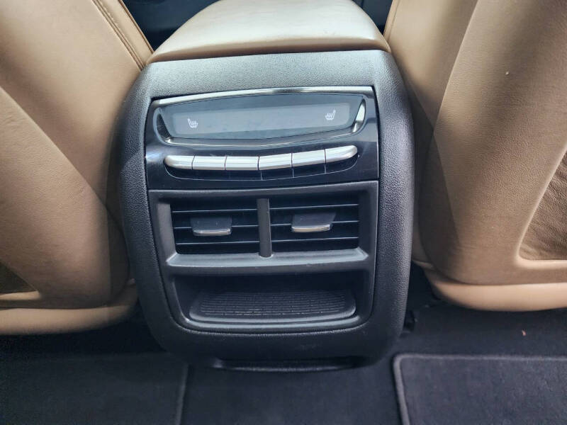 2017 Cadillac XT5 Platinum