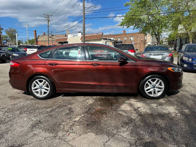 2015 Ford Fusion SE