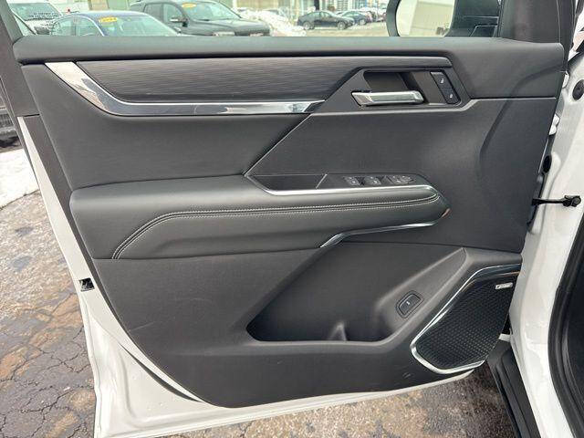 2024 GMC Acadia Elevation