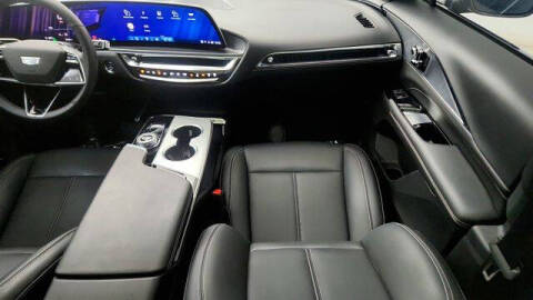 2024 Cadillac LYRIQ Tech