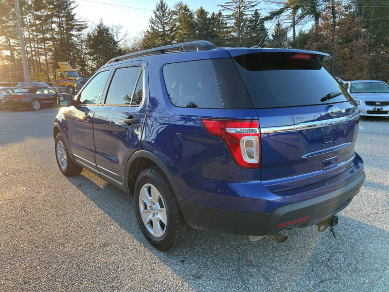 2014 Ford Explorer Base photo 4