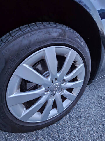 2009 Audi A4 2.0T quattro Premium Plus