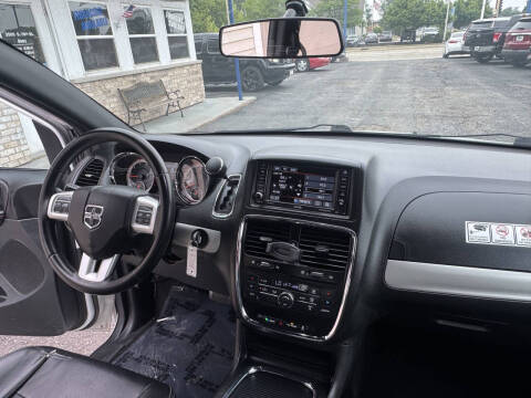 2016 Dodge Grand Caravan R/T