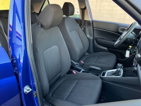 2022 Hyundai Venue SE