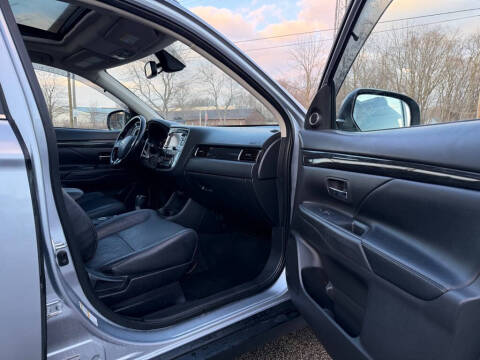 2016 Mitsubishi Outlander GT